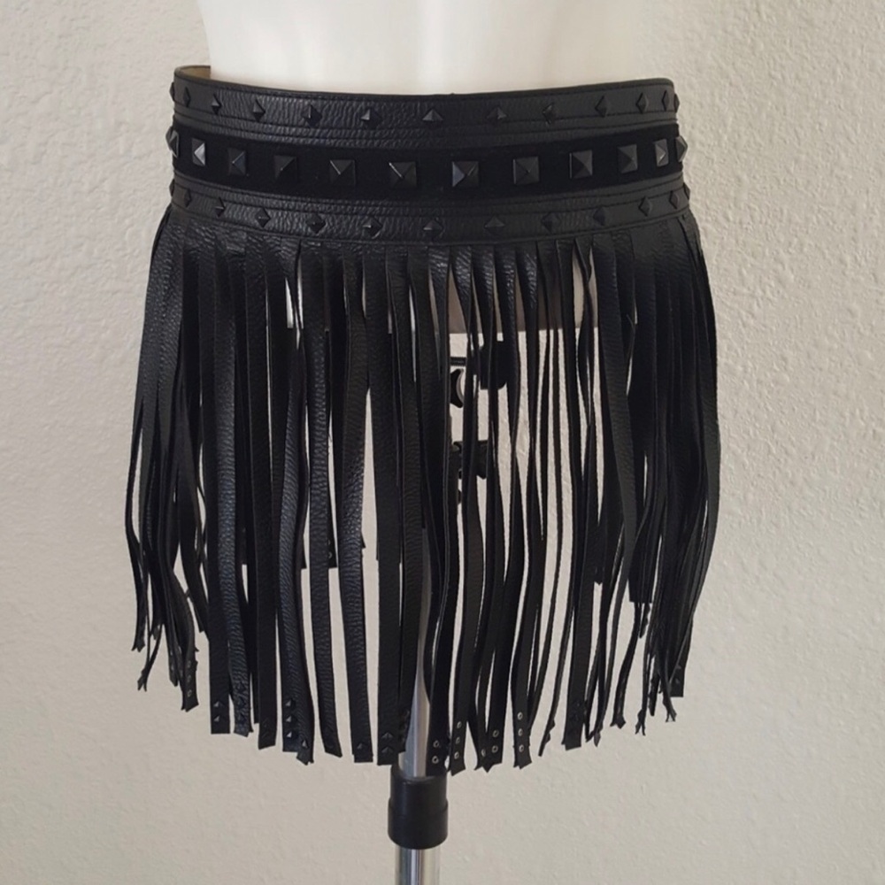 BCBG MAXAZRIA Black Studded Fringe Belt M